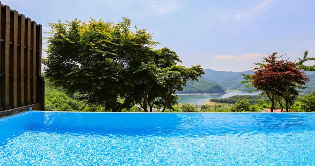 Penatess Pool Villa Chungju Exterior foto